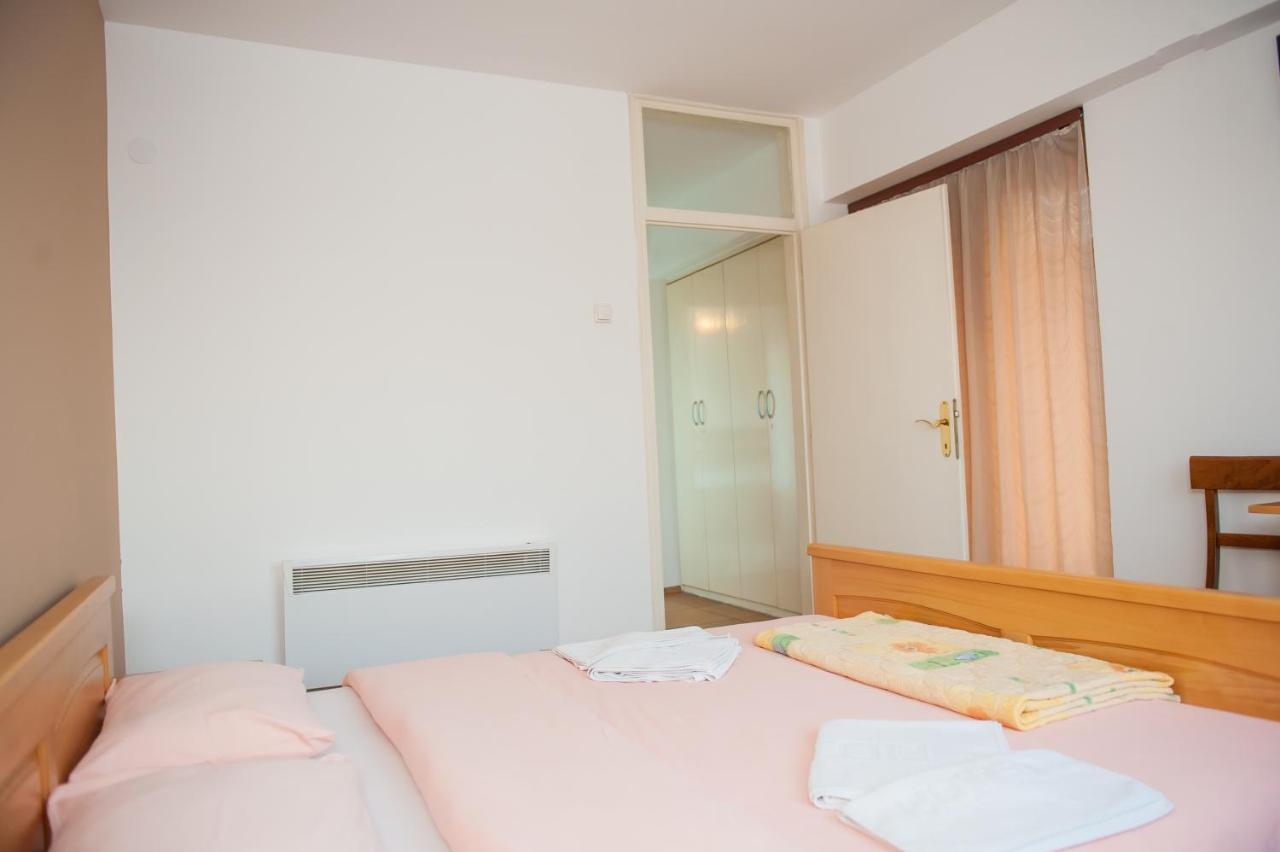 Hotel Prenociste "Nacional" Prnjavor Exteriér fotografie