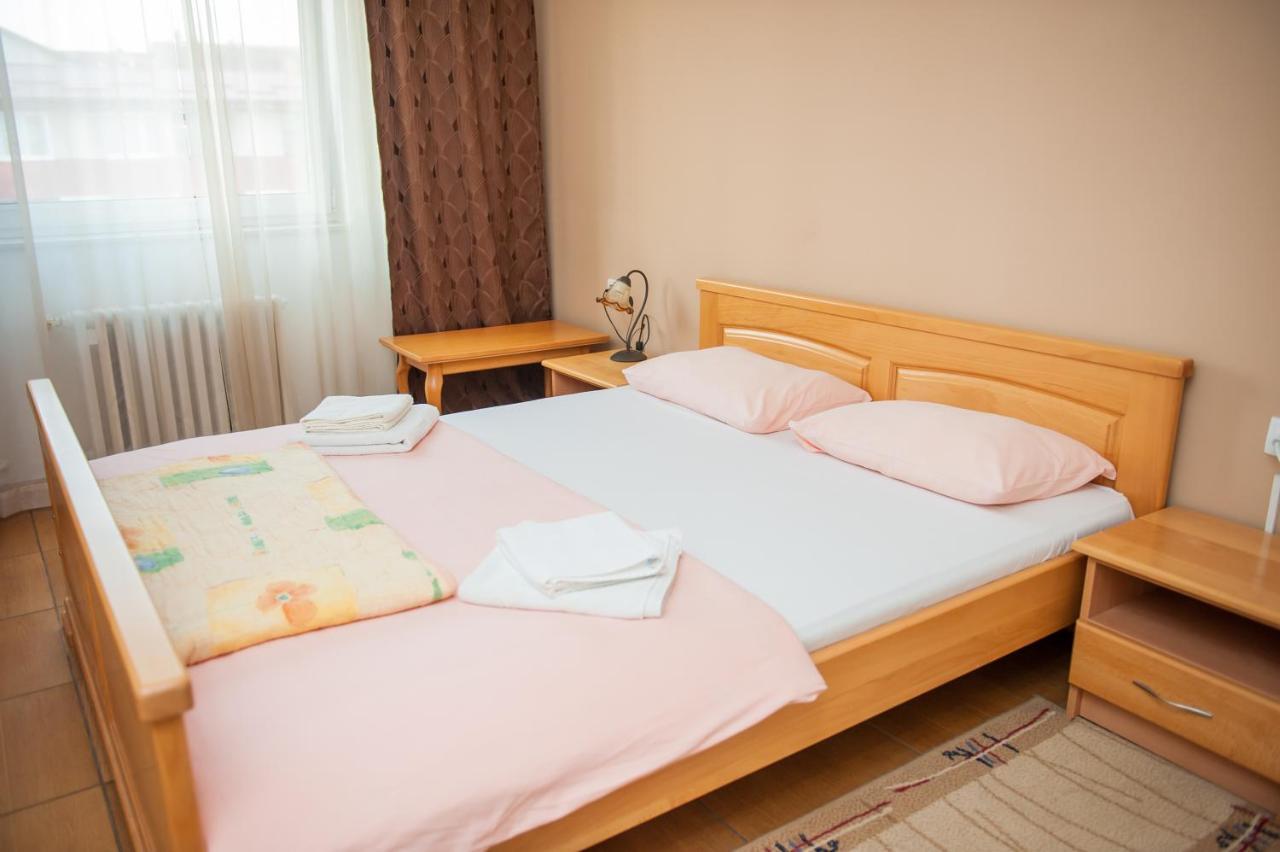 Hotel Prenociste "Nacional" Prnjavor Exteriér fotografie
